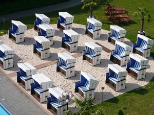 Bazén v ubytování Mercure Hotel Frankfurt Eschborn Ost nebo v jeho okolí