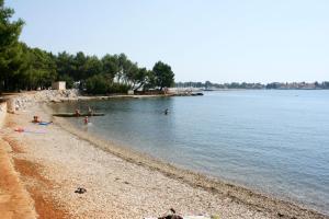 Fotografia z galérie ubytovania Family friendly apartments with a swimming pool Veli Mlun, Central Istria - Sredisnja Istra - 13099 v destinácii Buzet