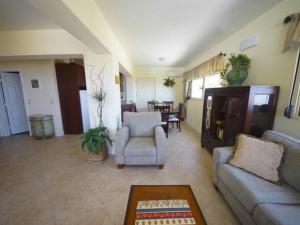 Posedenie v ubytovaní Holiday house for 10 persons, with swimming pool