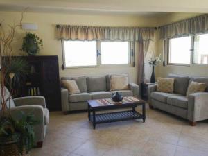 Posedenie v ubytovaní Holiday house for 10 persons, with swimming pool
