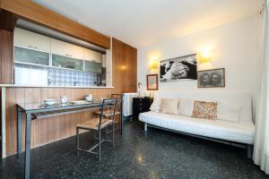 Posezení v ubytování Apart db + 10 fotografií