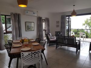 Posezení v ubytování Bougainvillas Seychelles