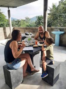 Hosté ubytování Sura Homestay Kandy