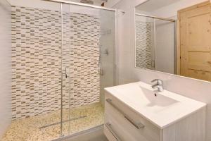 Kúpeľňa v ubytovaní Appartamento Nonna Engadina Chalet