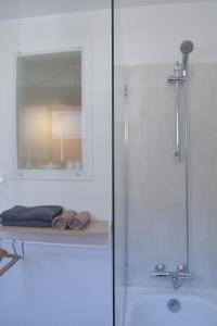 Kúpeľňa v ubytovaní L'Annexe du Bivouac