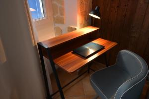 Fotografia z galérie ubytovania AUX 4 LOGIS Appart-hotel - Studio Le City - Petit déjeuner inclus 1ère nuit v destinácii Foix