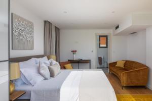 Posteľ alebo postele v izbe v ubytovaní Luxury Villa Cippico XXII with Pool