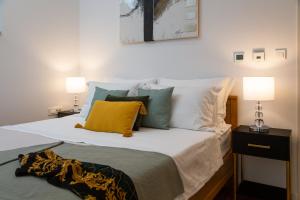 Posteľ alebo postele v izbe v ubytovaní Luxury Villa Cippico XXII with Pool