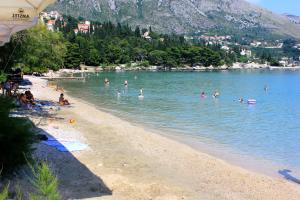 Fotografie z fotogalerie ubytování Family friendly apartments with a swimming pool Mlini, Dubrovnik - 8579 v destinaci Mlini
