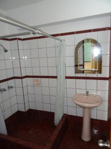 Een badkamer bij Hotel Nova