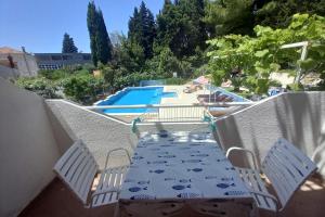 Fotografia z galérie ubytovania Family friendly apartments with a swimming pool Mlini, Dubrovnik - 8579 v Mlini