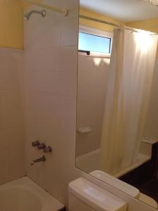 Koupelna v ubytování Loft Hadas del Bosque + 35 fotografií