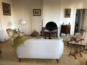 Fotografia z galérie ubytovania Charming Normandy Country Home v destinácii Condeau