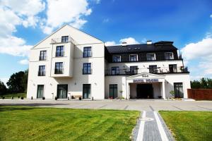 Budova, v ktorej sa hotel nachádza