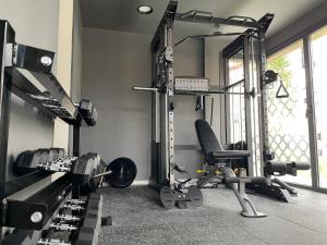 Fitness centrum a/nebo fitness zařízení v ubytování Apartamentos Las Indianas + 37 fotografií