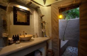 Safari Lodge - Amakhala Game Reserve的一间浴室
