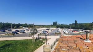 Zdjęcie z galerii obiektu L Arancio - Centre village - Piscine - 4 pers w mieście Bessan
