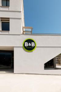 Vottorð, verðlaun, skilti eða annað skjal til sýnis á B&B HOTEL Nyon