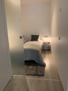 Postel nebo postele na pokoji v ubytování City Heart suite