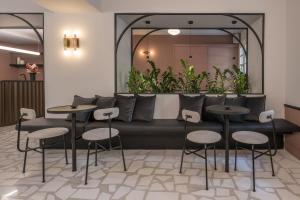 Posedenie v ubytovaní 72 AD Suites