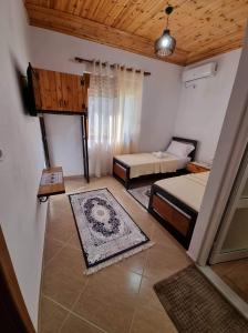 Fotografie z fotogalerie ubytování B Vishe Guest House v destinaci Gjirokastër