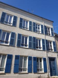 Budova, v ktorej sa apartmán nachádza