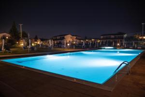 Bazén v ubytování Residence Primera nebo v jeho okolí
