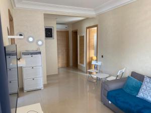 Χώρος καθιστικού στο Appartement blanca beach Sidi Rahal accès direct à la plage