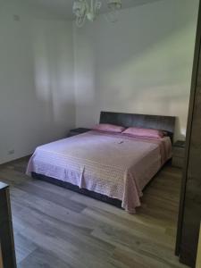 Łóżko lub łóżka w pokoju w obiekcie La dolce vita