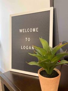 Gallery image of 2 CONDOS next to each other Perfect for GROUPS in Logan