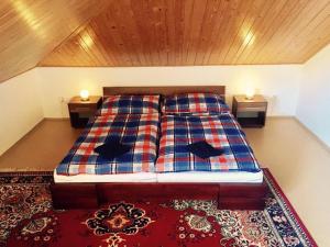 Postel nebo postele na pokoji v ubytování Ubytování v soukromí Svobodovi