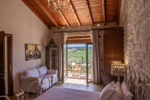 Postel nebo postele na pokoji v ubytování Eleon Residence + 37 fotografií