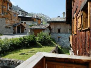 Fotografia z galérie ubytovania Studio Savoyard avec Balcon, Près des Pistes à Tignes - Idéal pour 4 Personnes - FR-1-502-354 v destinácii Tignes