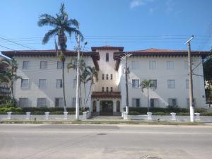O edifício em que o apartamento se localiza