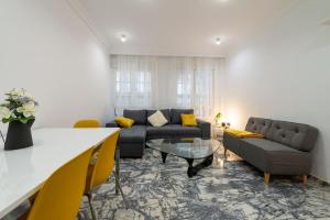 Posezení v ubytování Exclusivo Piso Granada, PARKING PRIVADO OPCIONAL