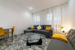 Posezení v ubytování Exclusivo Piso Granada, PARKING PRIVADO OPCIONAL