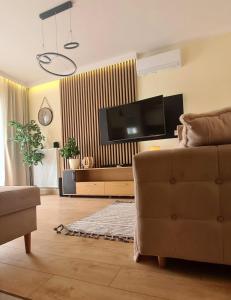 Televízia a/alebo spoločenská miestnosť v ubytovaní Malta Premium Apartment, free parking, self check-in 24h