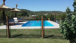 Bazén v ubytovaní La Serena Cabañas alebo v jeho blízkosti