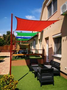 Večerní zábavní program pro hosty v ubytování Green Garden Plus Apartman