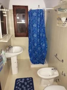 Kúpeľňa v ubytovaní Dammuso Letizia
