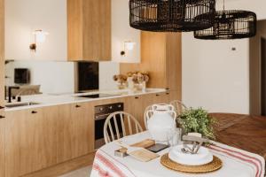 Kuchyň nebo kuchyňský kout v ubytování ALDAPA Casa Rural + 43 fotografií