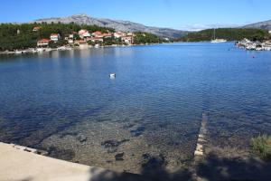 Fotografia z galérie ubytovania Apartments by the sea Lumbarda, Korcula - 9302 v destinácii Lumbarda
