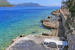 Fotografie z fotogalerie ubytování Apartments by the sea Trstenik, Peljesac - 10110 v Trsteniku