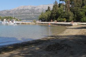 Fotografia z galérie ubytovania Apartments with a parking space Korcula - 12423 na Korčuli
