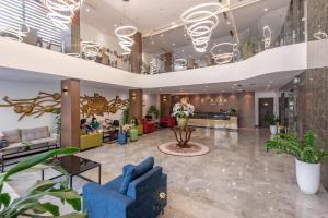 Vstupní hala nebo recepce v ubytování Reyna Hotel Hanoi & Spa