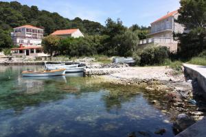 Gallery image of Apartments by the sea Pomena, Mljet - 10426 in Goveđari