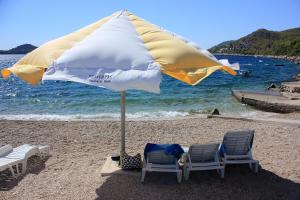Fotografia z galérie ubytovania Apartments by the sea Prizba, Korcula - 16268 v destinácii Prizba
