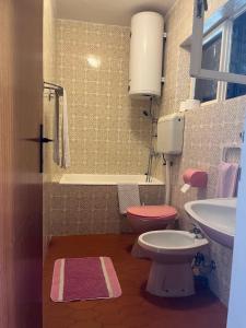 Ένα μπάνιο στο Apartments by the sea Racisce, Korcula - 4359