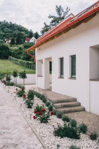 Zahrada ubytování Kardamom Studio Apartman
