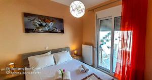 A bed or beds in a room at Dreamy Home by the Sea